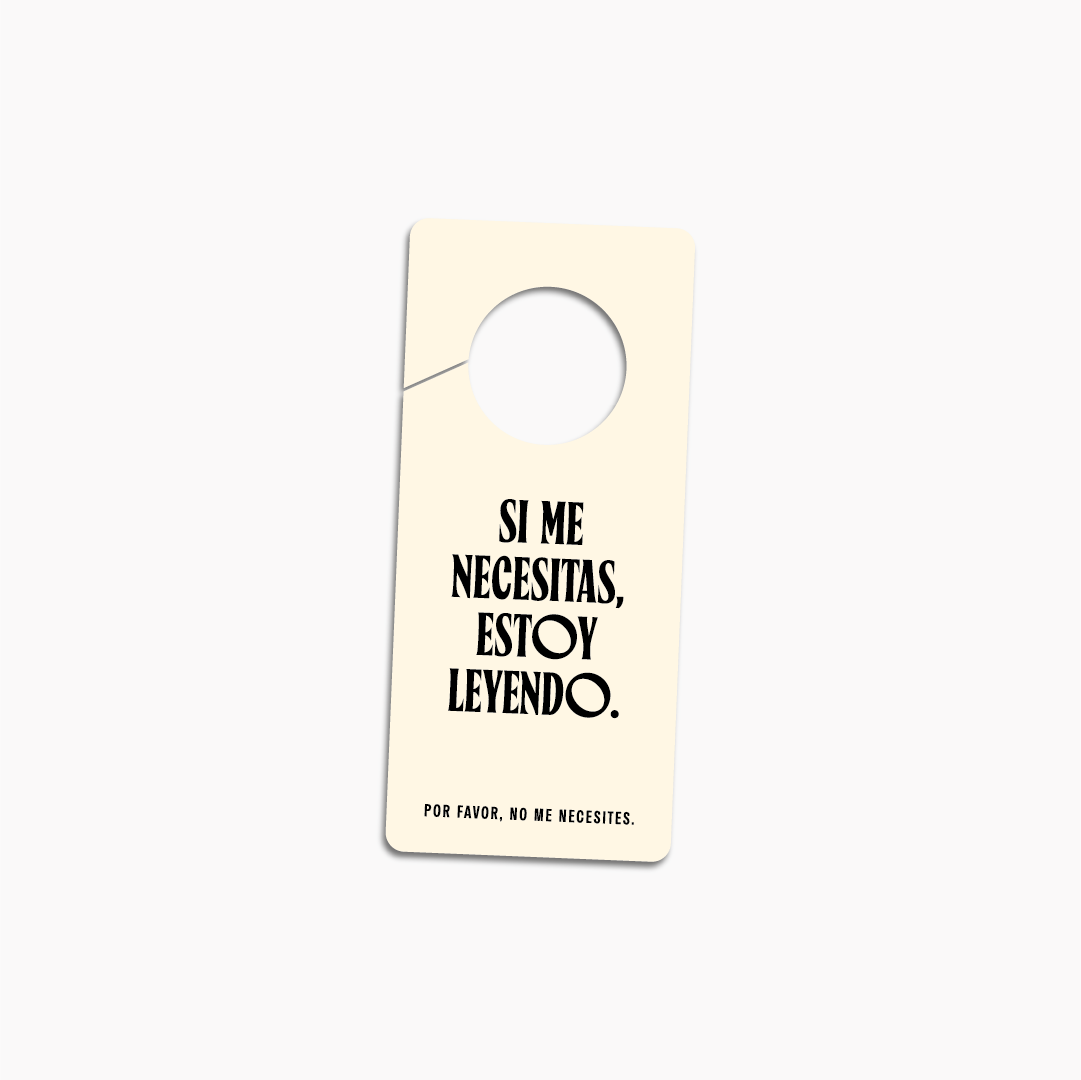 Afiche + Cuelgapuerta